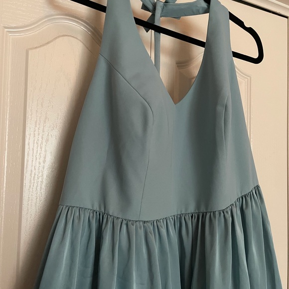 Vera Wang Bridesmaid Dress Size 18 - Picture 2 of 6